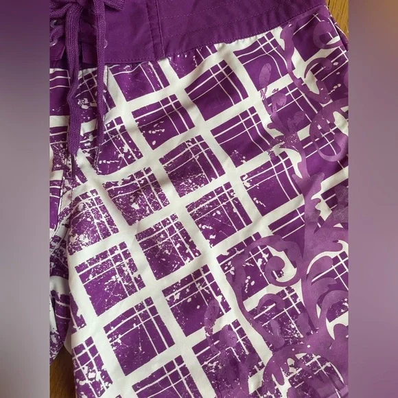 Y2K Body Glove Board Shorts Women’s Purple & White NEW - Picture 6 of 9